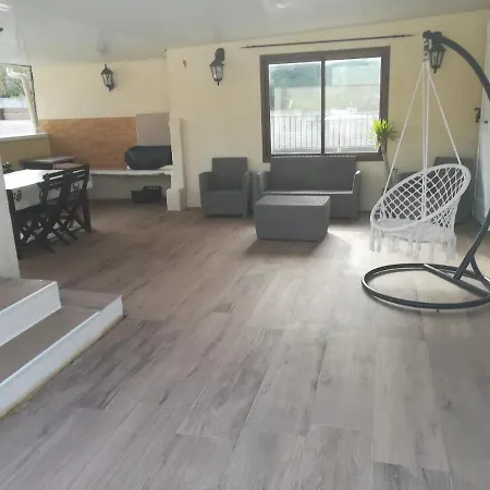 Narbonne: Spacious Country Retreat With Private Pool * Narbonne